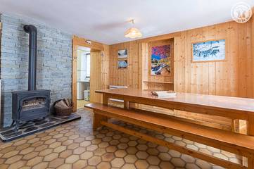 Lodge for 8 People in Hauteluce, Savoie, Photo 2
