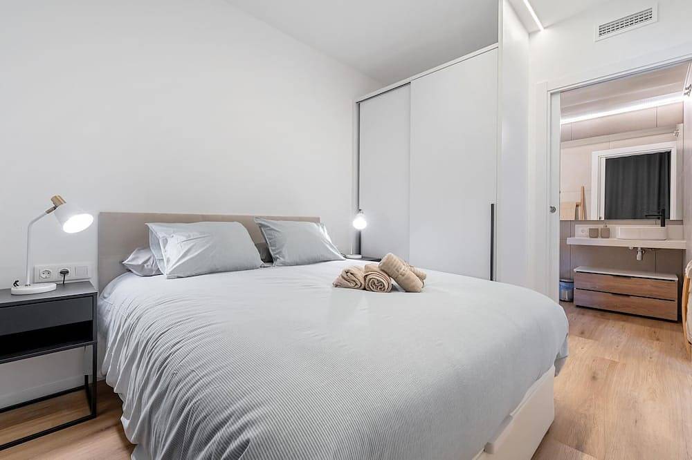 Ganze Wohnung, Ideal long stay: central, parking and pool in Sant Pol de Mar, Costa del Maresme