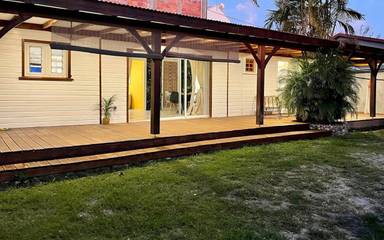 Location de vacances pour 6 personnes, avec jardin ainsi que jacuzzi et terrasse dans Pointe du Bout