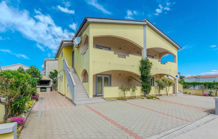 Vakantieappartement voor 4 personen, met terras en tuin - 1