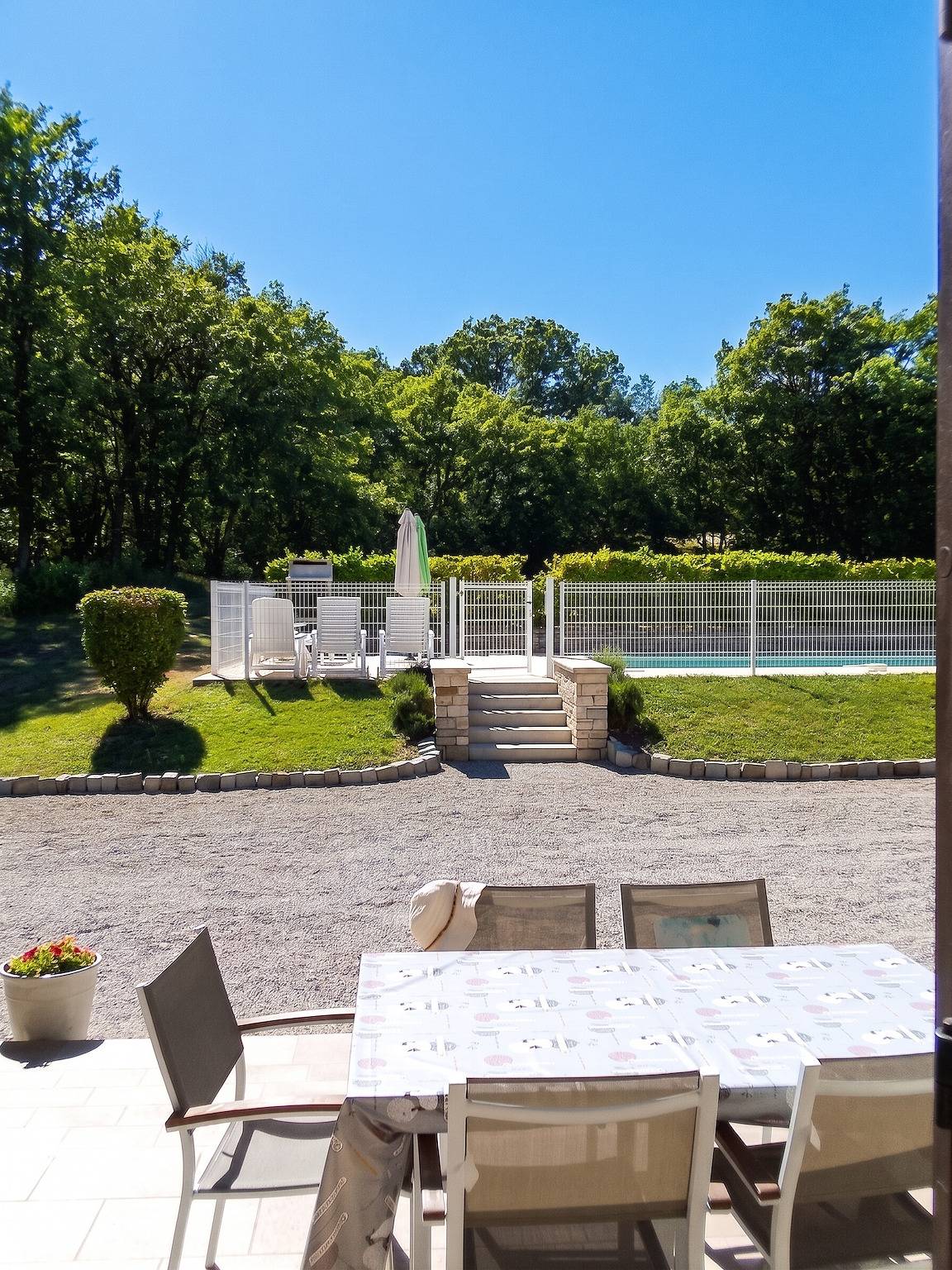 Villa mit privatem Pool in Vachères, 130 m² in Vachères, Regionaler Naturpark Luberon