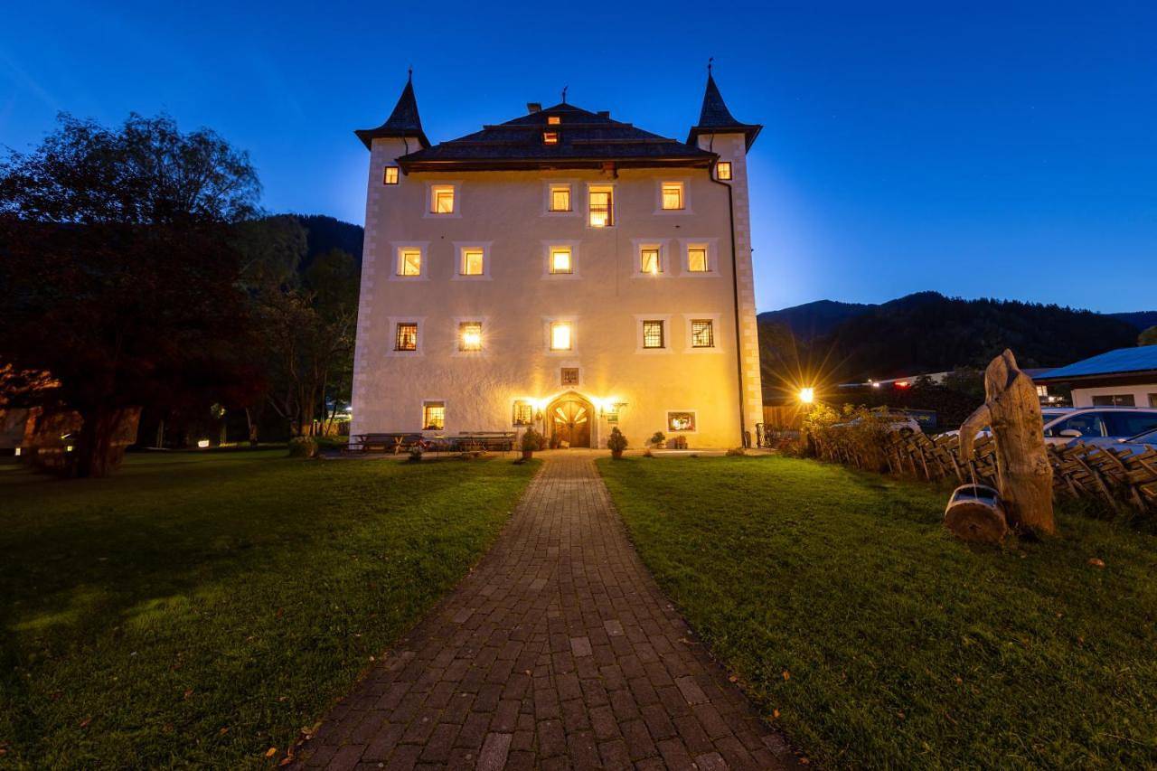 Ganze Wohnung, Schloss Saalhof in Maishofen, Pinzgau