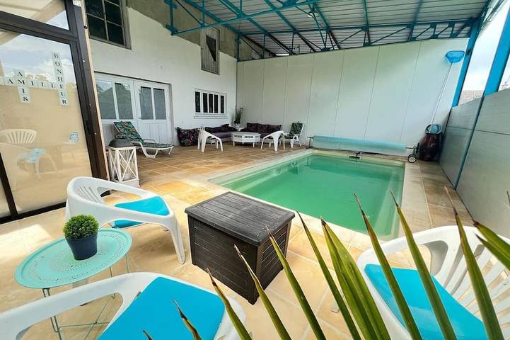 Maison de vacances pour 7 personnes, avec terrasse ainsi que jardin et piscine - 1