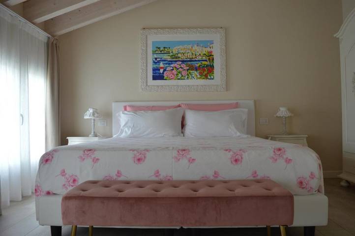 B&B für 2 Personen, mit Ausblick und Seeblick sowie Terrasse in Sirmione