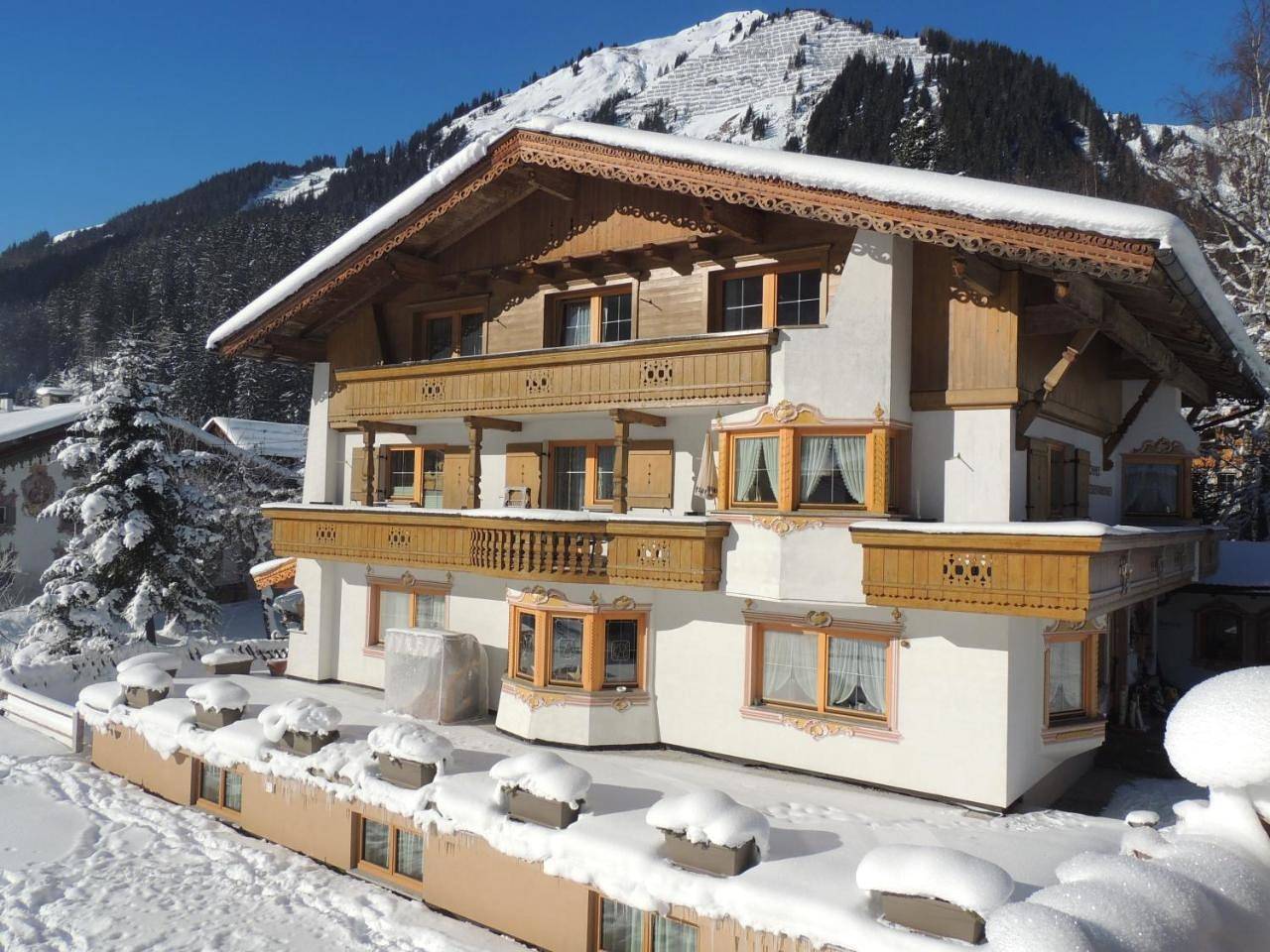Landhaus Marion in Holzgau, Allgäuer Alpen (Österreich)