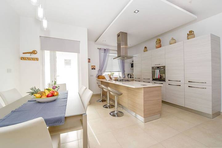 Vakantiewoning voor 4 personen, with terras and tuin as well as zwembad in Gozo