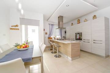 Ferienwohnung für 4 Personen, mit Terrasse und Pool sowie Garten in Gozo