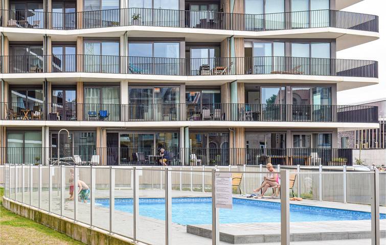Ganze Ferienwohnung, Ferienwohnung für 6 Personen mit Terrasse in Oostende stadt, Oostende