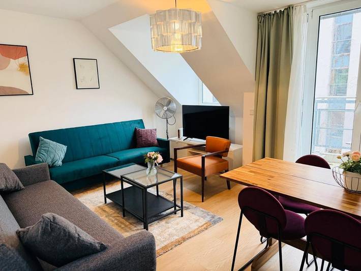 Ferienwohnung für 6 Personen, mit Ausblick und Balkon bei der Museumsinsel Berlin