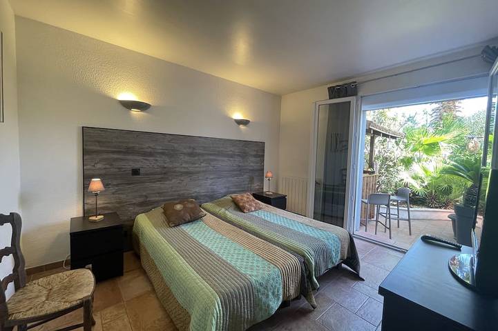 Villa pour 8 personnes, avec jacuzzi et terrasse à Mauguio - 3