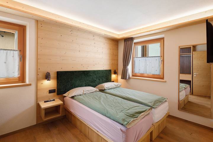 Chalet für 4 Personen, mit Balkon