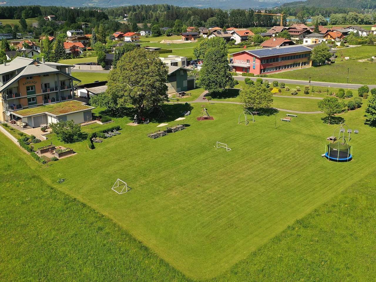 Ganze Ferienwohnung, Ferienwohnungen & Bungalows am Faaker See Kargl - Villa: App. 2, 3, 4 in Karawanken und Bachergebirge, Finkenstein am Faaker See