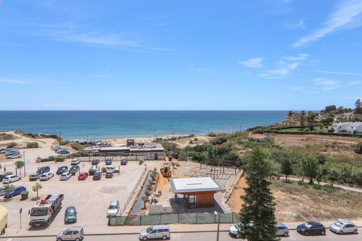 Gîte pour 6 personnes, avec bassin pour enfant et balcon à Armação de Pera - 2