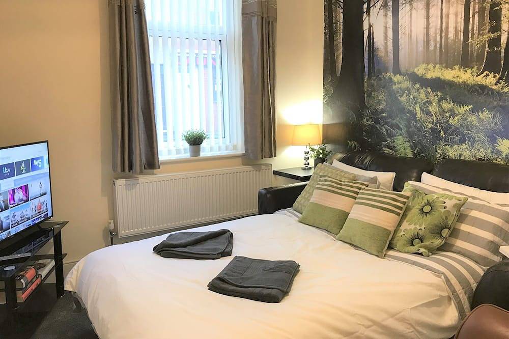 Ferienhaus-Komfort-Eigenes Badezimmer-Strassenblick in St Helens, Nordwestengland