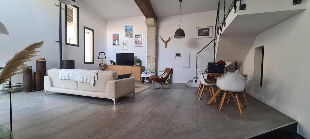 Location de vacances pour 8 personnes, avec Jacuzzi ainsi que Terrasse et Piscine à Saint-Jean-de-Védas - 3