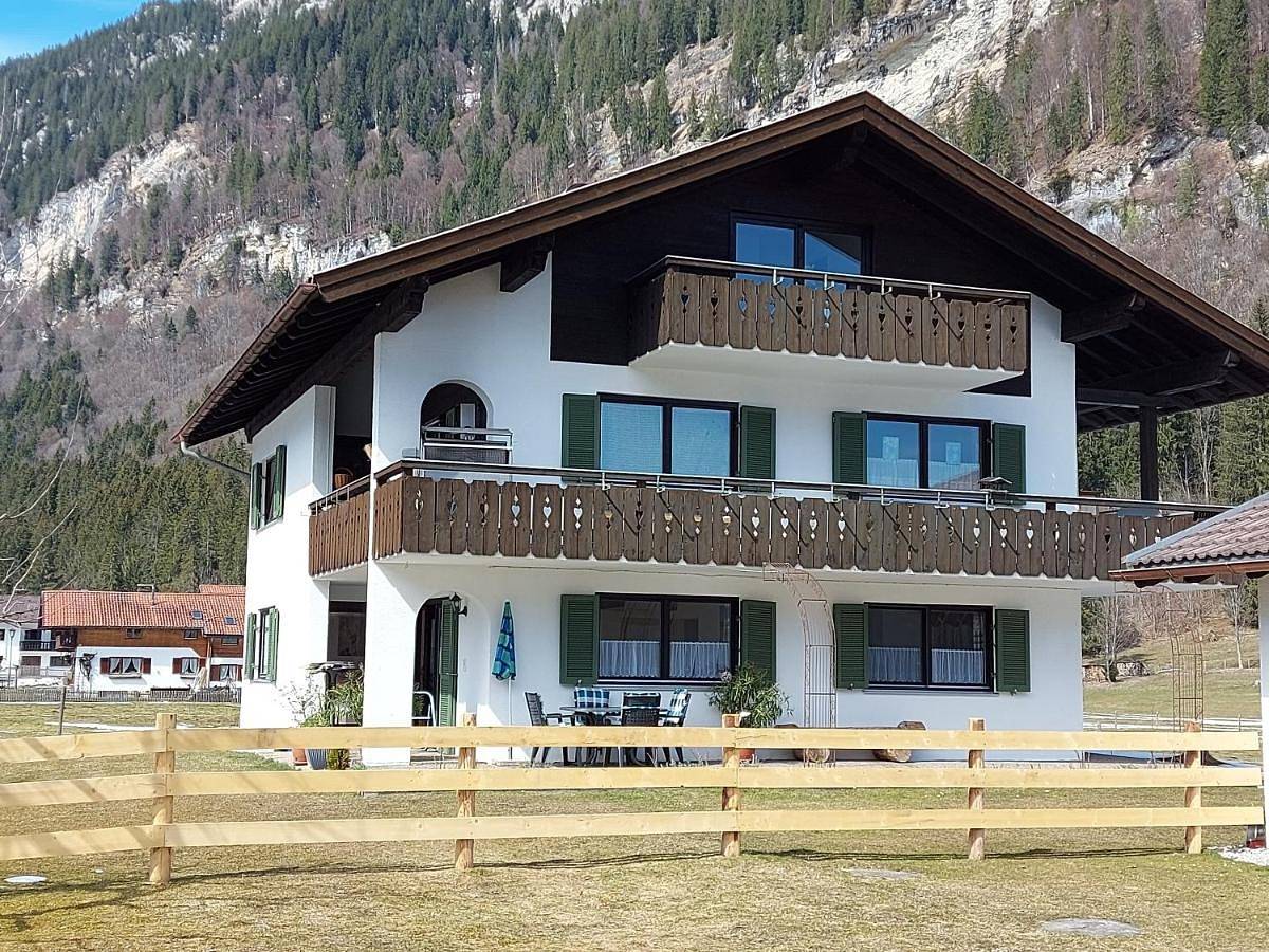 Ganze Wohnung, Fewo Sonnenberg Graswang in Graswang, Ettal