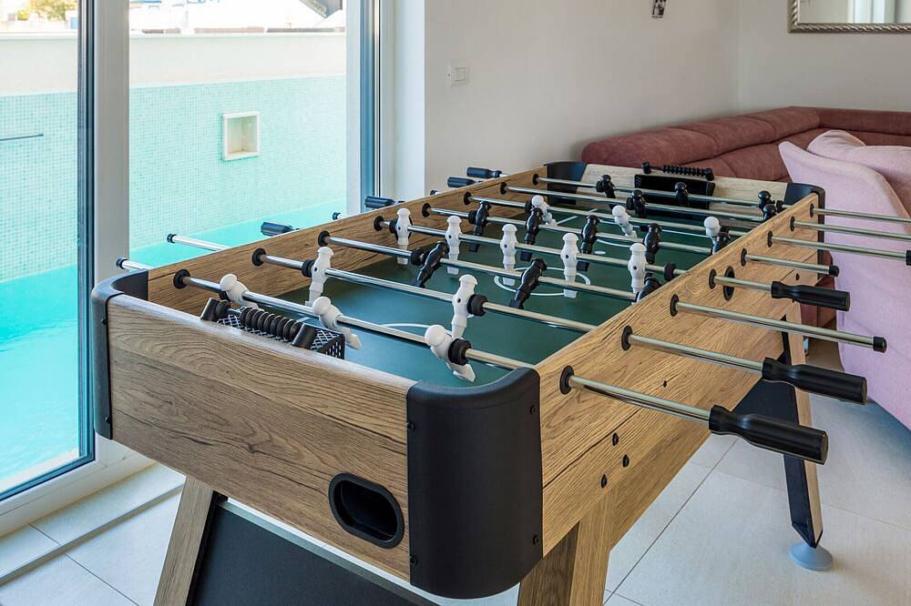 Villa Elena Deluxe in Fažana for 8 people with whirlpool, kids playground & private pool only 400 m from the beach in Fažana (Kroatische Adria), Fazana