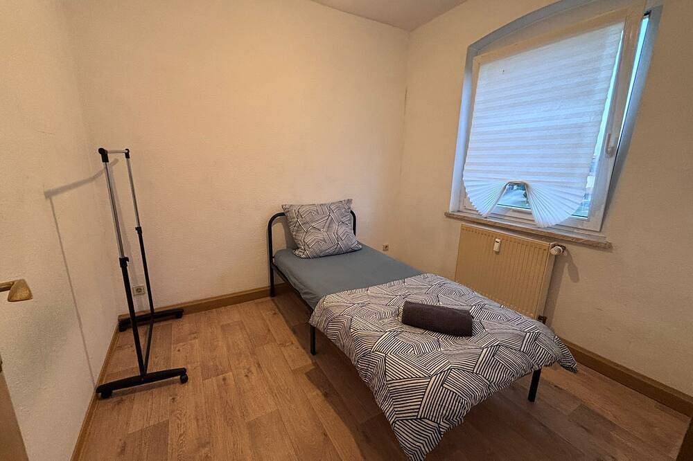 Ganze Wohnung, Flat for 6✭ Free bike ✭ best for employees in Elsteraue, Burgenlandkreis