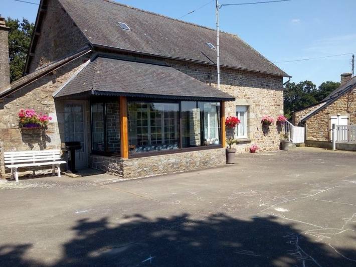 Gîte pour 6 personnes, avec Jardin et Vue à Mézières-sur-Couesnon