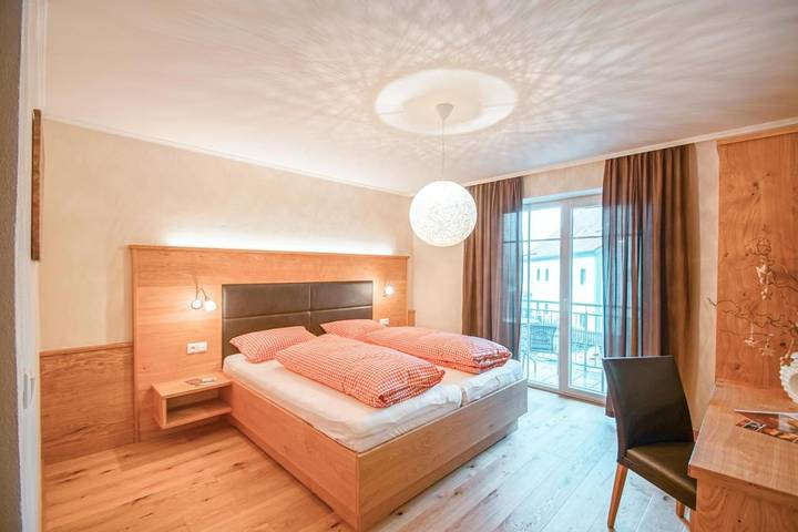 Hotel, mit Terrasse und Garten sowie Sauna und Ausblick in Breitenberg