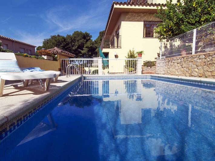 Villa pour 9 personnes, avec jardin, animaux acceptés à L'Escala - 2