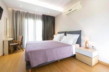 Villa for 17 People in Samos, Photo 4