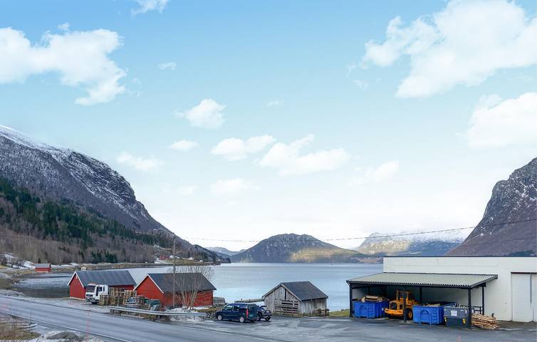 Ferienhaus für 4 Personen mit Terrasse in Rauma (Norwegen), Nördliches Fjordnorwegen