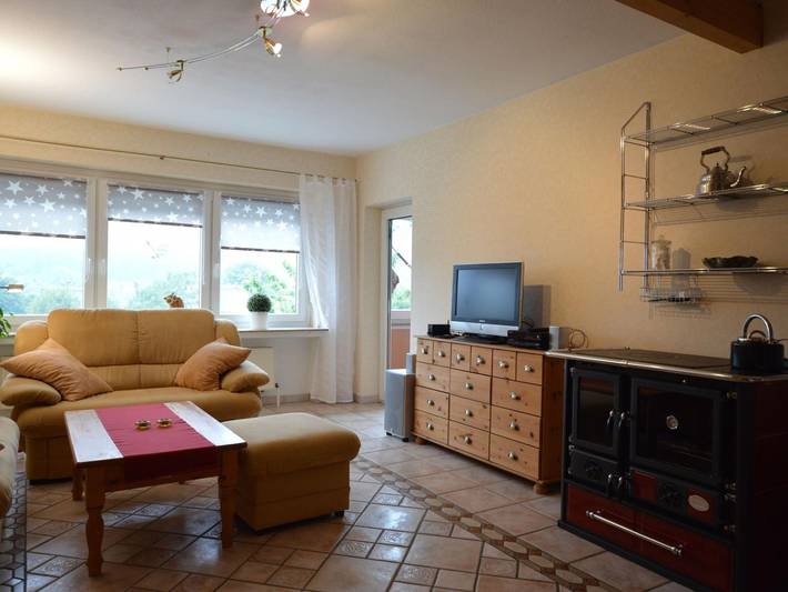 Ferienwohnung für 3 Personen, mit Balkon und Garten sowie Pool in Wuppertal - 2