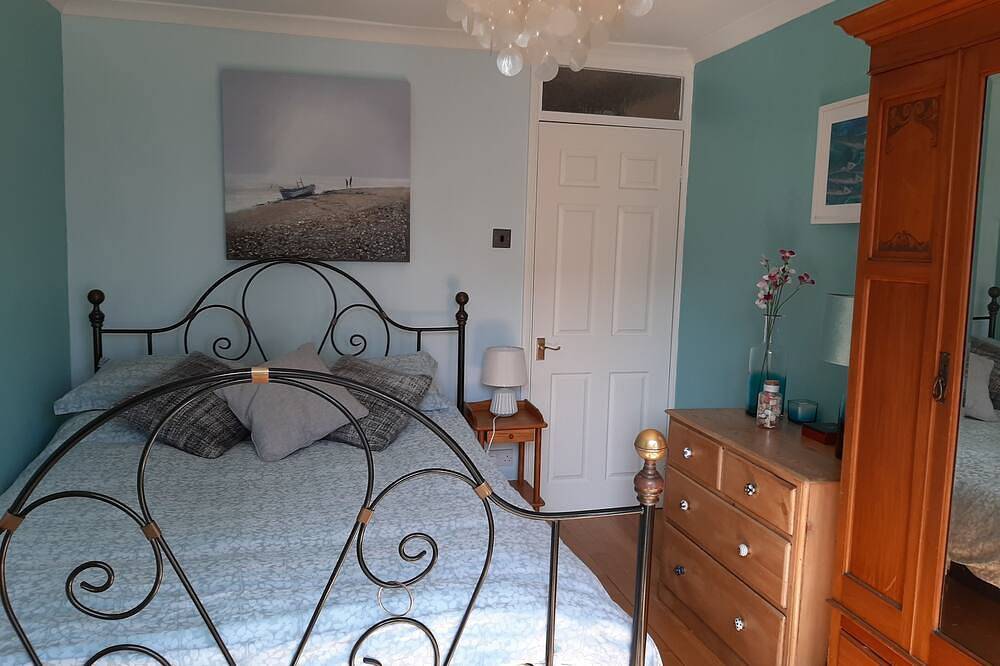 River facing town house with balcony and parking at Trent Bridge.   in Nottingham, Midlands del Este