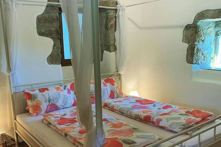 Location de vacances pour 6 personnes, avec piscine ainsi que jardin et balcon, animaux acceptés à Aujac - 4