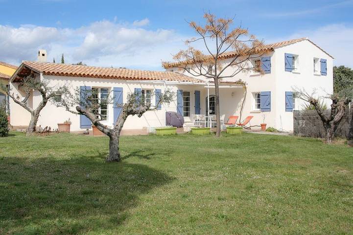 Villa für 6 Personen, mit Garten und Terrasse - 1