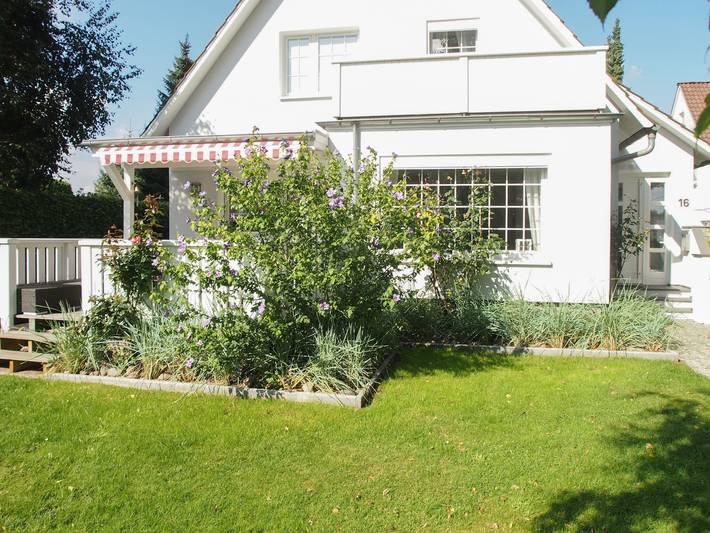 Ferienhaus für 8 Personen, mit Garten und Terrasse sowie Sauna in Timmendorfer Strand