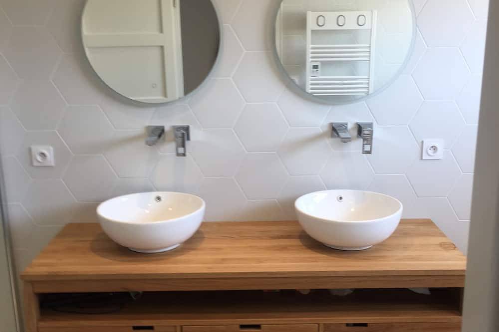 Villa de archi 180m2 nuevo in Saint-Aunès, Côte d'Améthyste