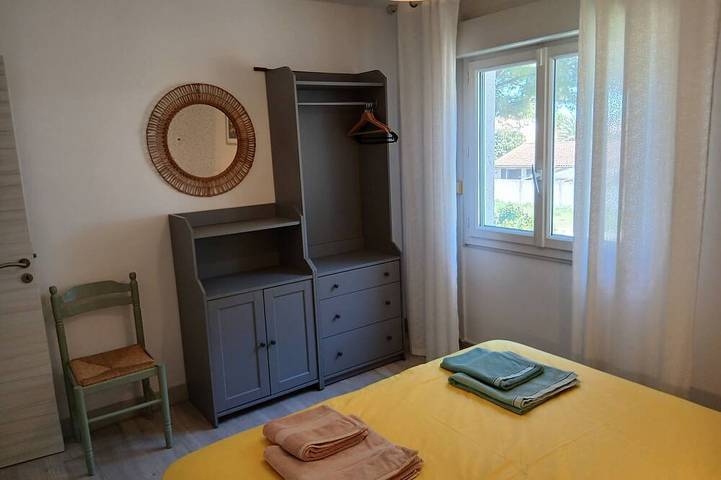 Location de vacances pour 4 personnes, avec jacuzzi ainsi que jardin et terrasse à Baillargues - 3