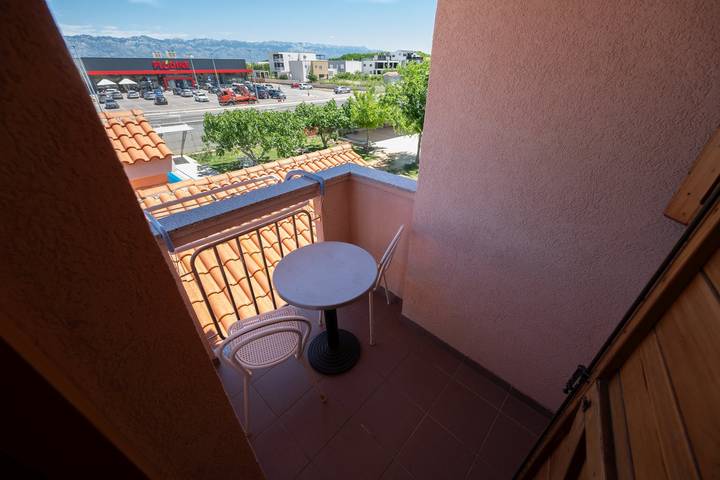 Ferienwohnung für 3 Personen, mit Pool und Balkon in Dalmatien - 3