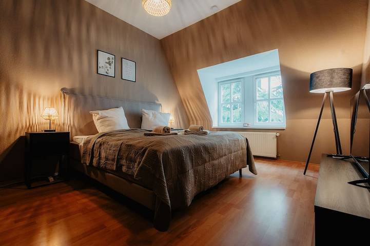 Apartamento entero, Big City 2-zimmer-appartement mit Wohnküche - Luga Homes - Chausseehaus in Leipzig Mitte, Leipzig