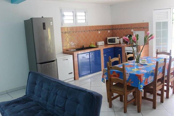 Location de vacances pour 6 personnes, avec piscine ainsi que jardin et vue à Rivière-Pilote - 2