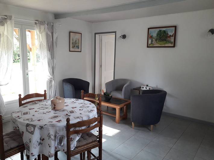 Gîte pour 3 personnes, avec jardin