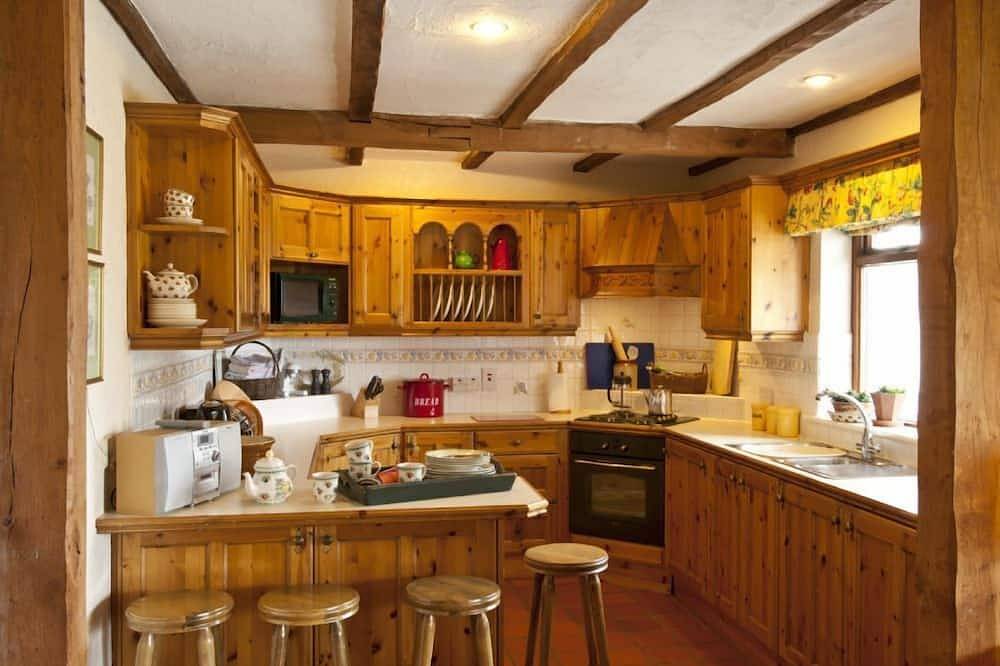 Thatcher's Rest Cottage\nwinner 'Best beach holiday rental in Europe'. in County Meath