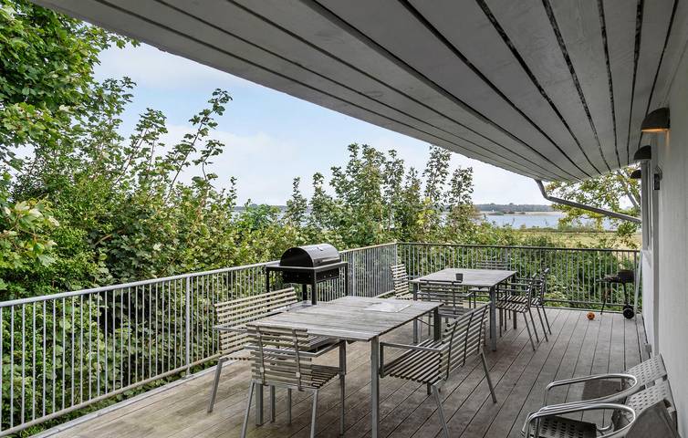 Ferienhaus für 12 Personen, mit Sauna und Terrasse sowie Garten und Whirlpool in Årøsund - 2