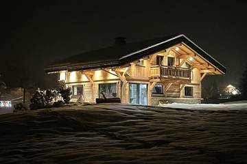 Maison de campagne pour 9 personnes, avec sauna ainsi que jardin et balcon à Bellefontaine (Jura)
