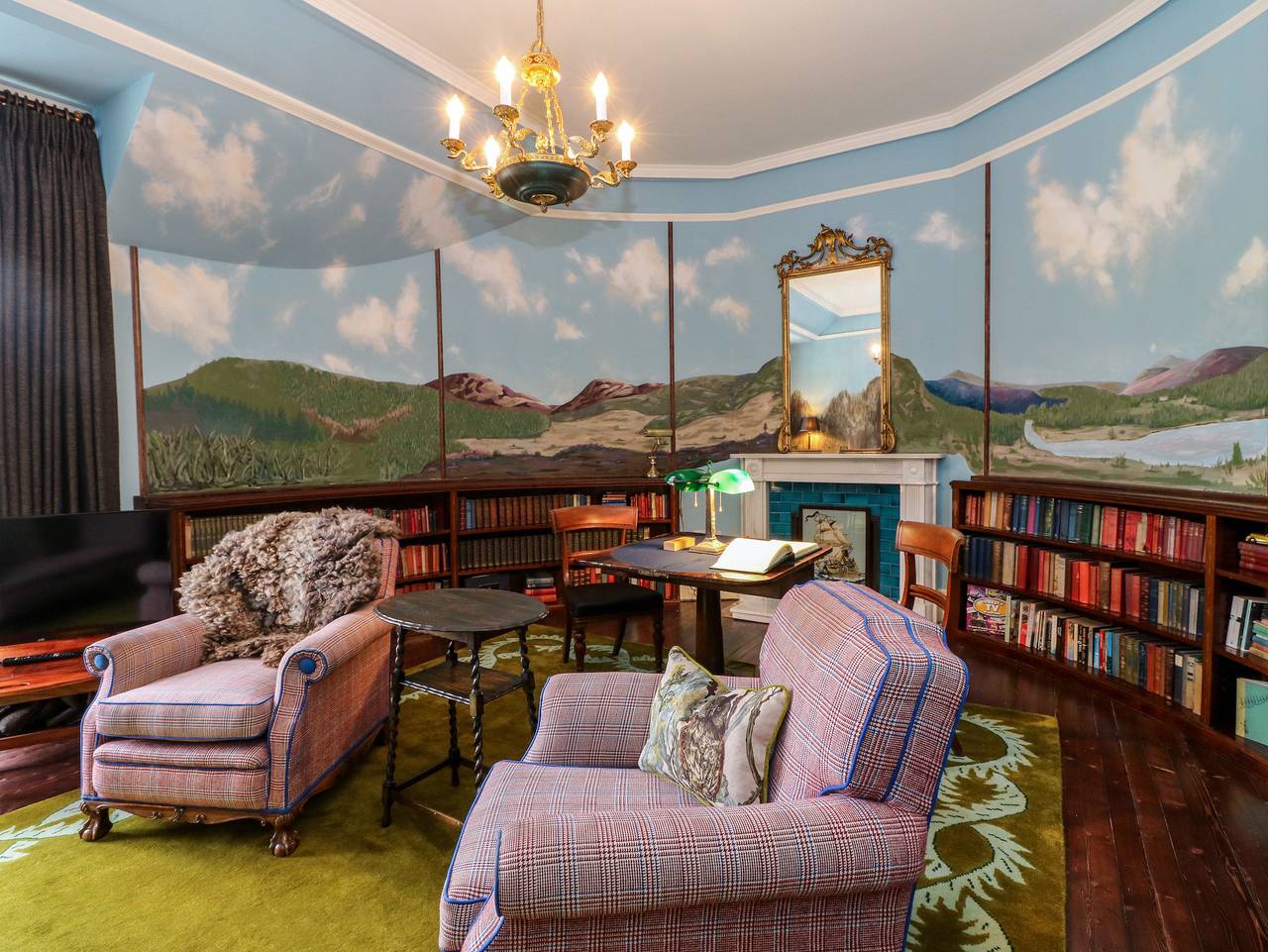 Entire apartment, Dalvorar - Mar Lodge Estate in Braemar, Cairngorms National Park