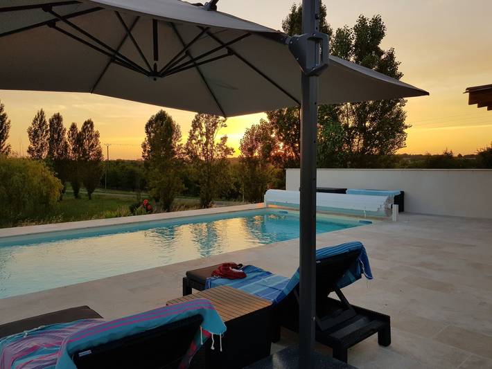 Vakantiehuis voor 8 personen, with Terras and Tuin as well as Zwembad in Lot-et-Garonne