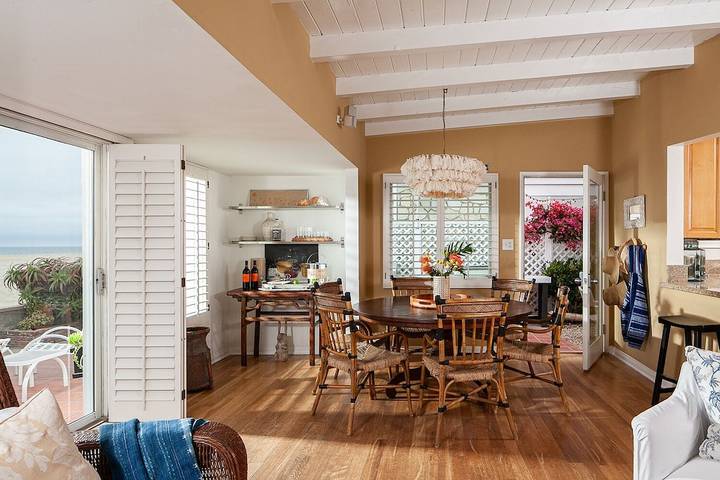 Vacation house for 9 people, with balcony in Orange County