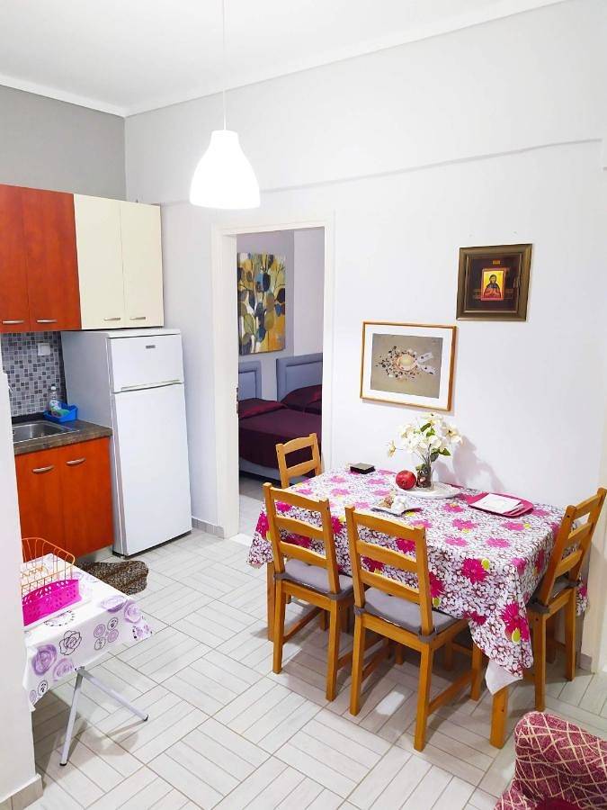 Gîte pour 5 personnes, avec vue et balcon, adapté aux familles dans Nea Kallikratia - 4