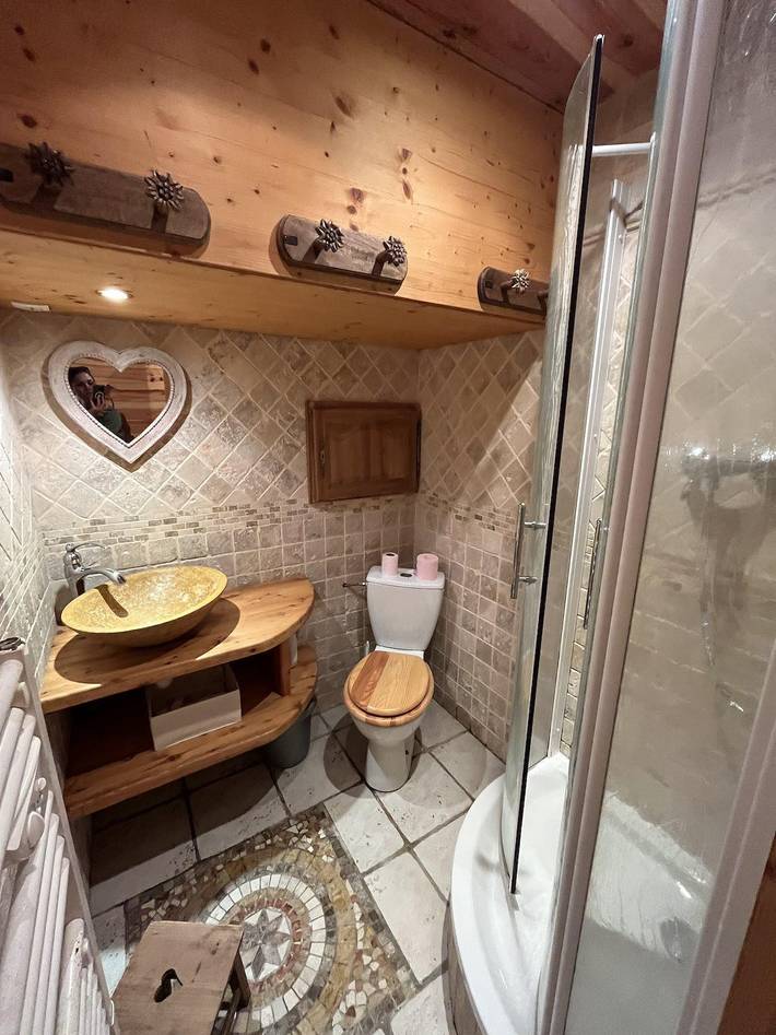 Rustico per 5 persone, con balcone in Provenza