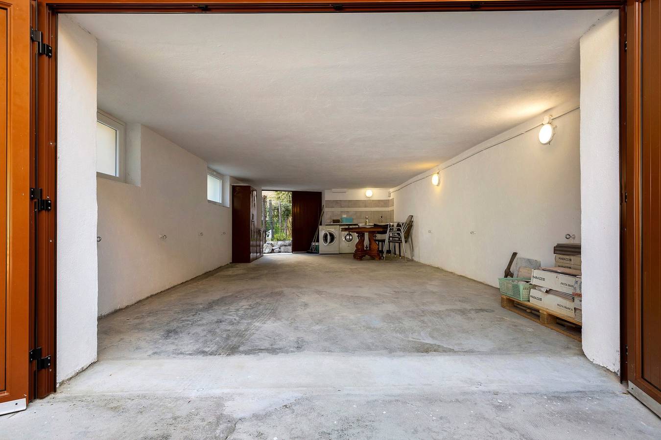 Entire apartment, Apartment 'Il Borgo Incantato con garage' with Wi-Fi and Air Conditioning in Finale Ligure, Finale Ligure Municipality