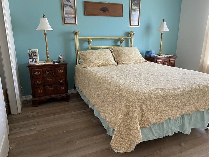 Vacation rental for 4 people, with pool and terrace as well as yard in The Villages