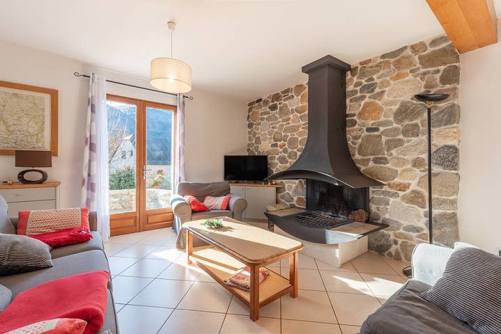 Casa de Vacaciones 'Le Pircourlet' con Vista a la Montaña, Terraza Privada y Wi-Fi in Arras-en-Lavedan, Parque nacional de los Pirineos