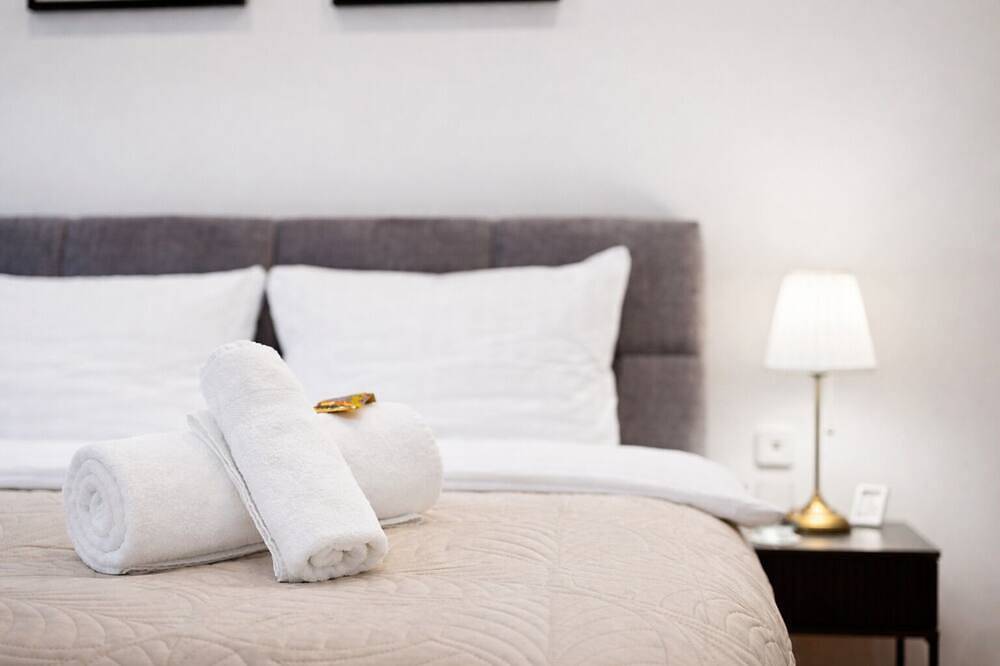 Entire apartment, Nuit Apartment | Modern and central location in Hagen, Ruhr district